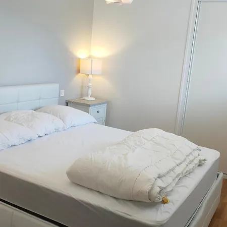 Confortable A Jean De Monts - Plage, Balcon, Parking, Wifi Gratuit - Fr-1-323-454